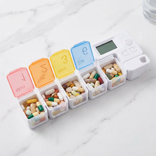 Intelligens elektronikus gyógyszeres doboz időzített emlékeztetővel