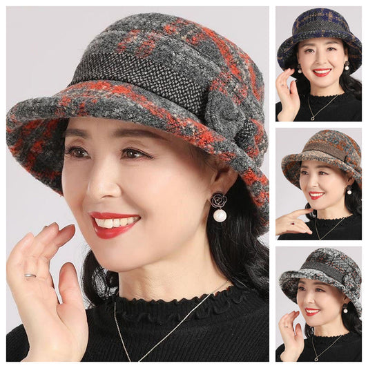 👒 Női vintage báránybőr sapka skót kockás mintával