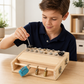 Montessori fa csavarhúzó-tábla játék kisgyerekeknek